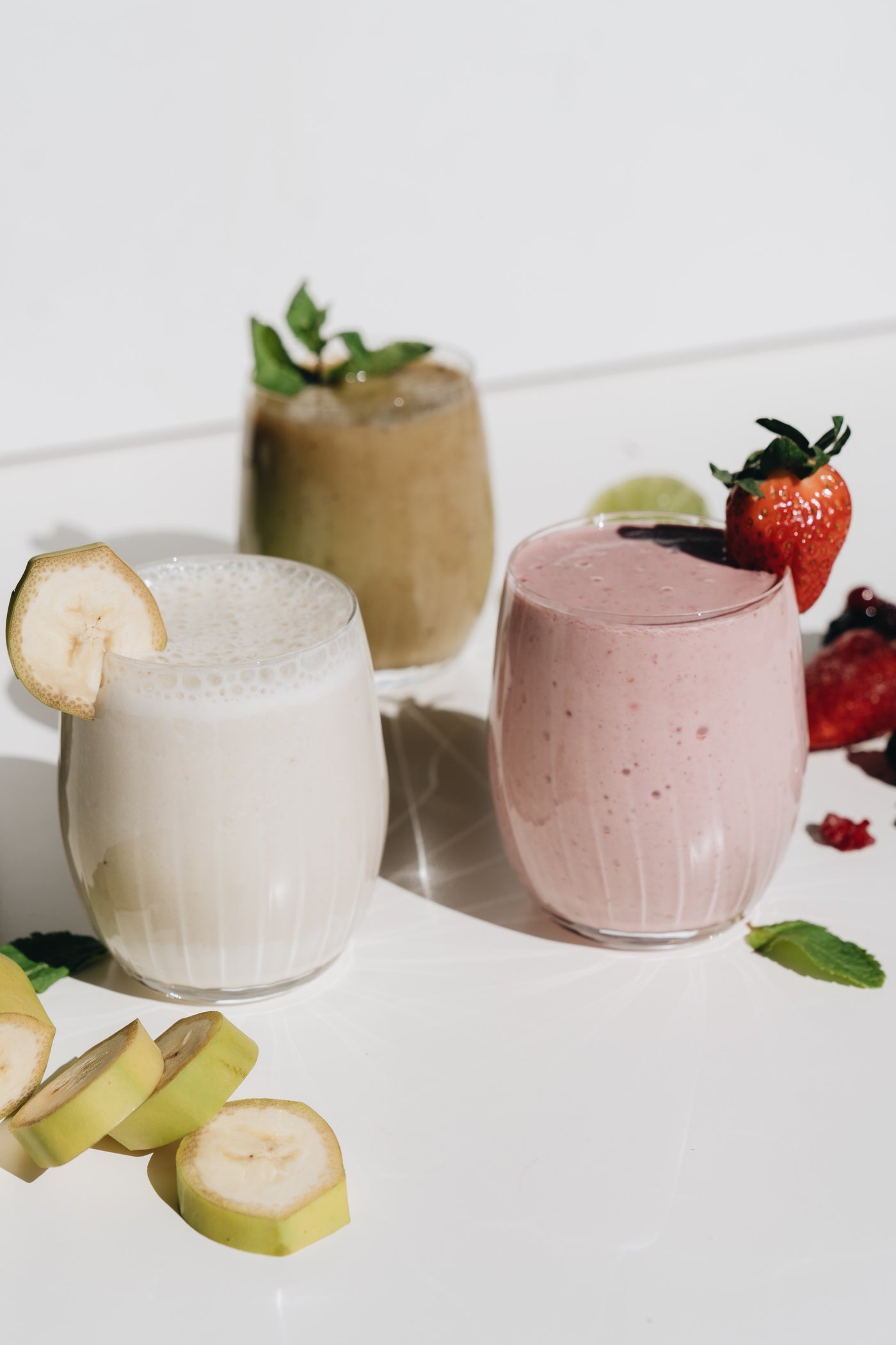 6 Easy Smoothie Recipes - Country Life Natural Foods