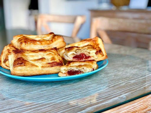 Quick and easy Cuban Pastelitos that's vegan friendly